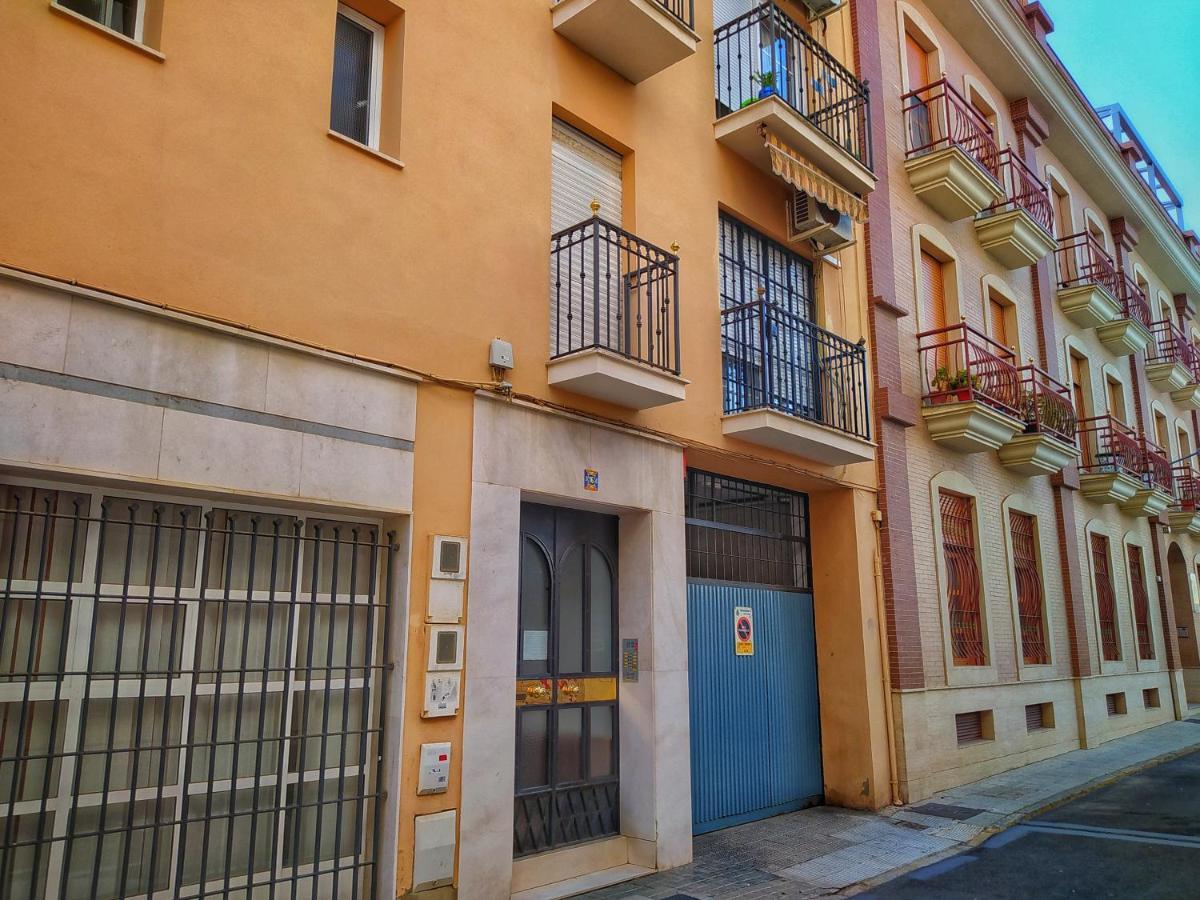 Apartmán Apartamento Con Parking Gratis En Centro, Merced Huelva Exteriér fotografie